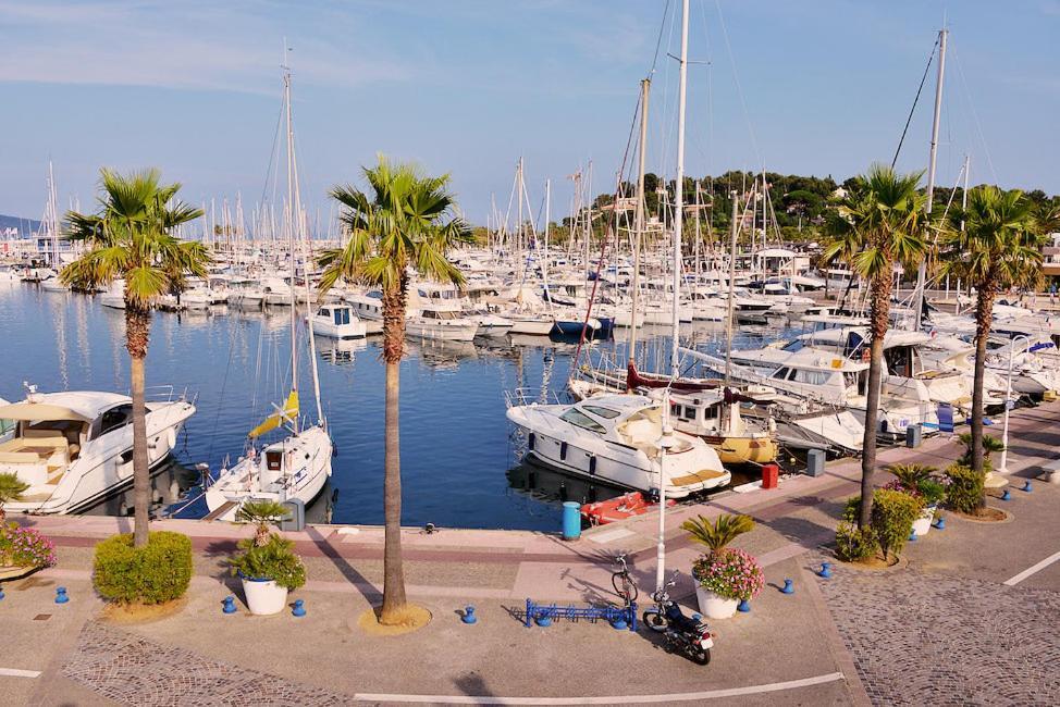 Centre ville ,5min de la plage 6 personnes Cavalaire-sur-Mer Extérieur photo